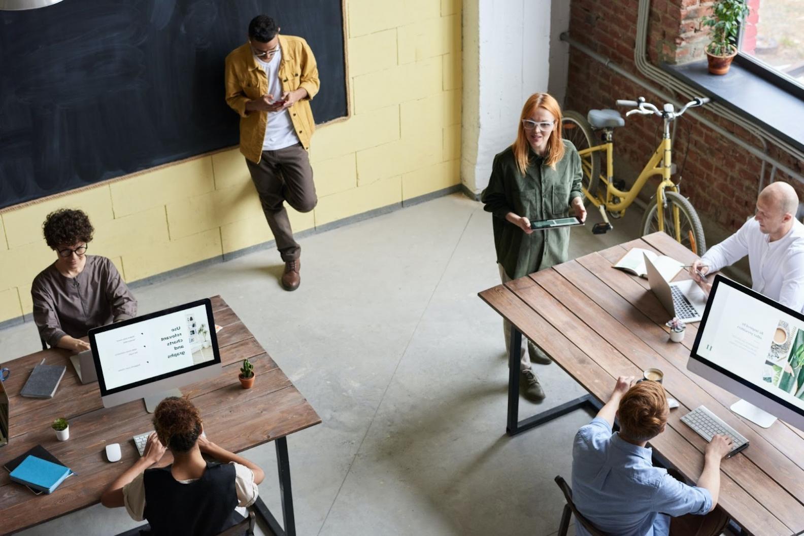 Keyword research learning environment